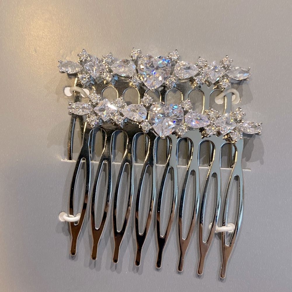 NWOT - Silver Plated Cubic Zirconia Hair combs